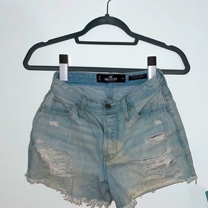 Light wash ripped denim shorts